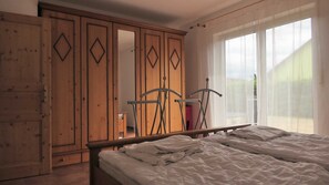 2 camere, culla da viaggio, Wi-Fi, lenzuola