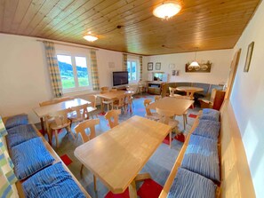 تناول الطعام