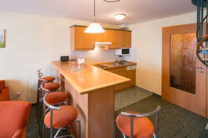 Fridge, microwave, dishwasher