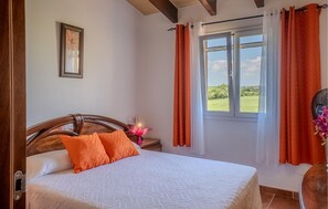 2 多间卧室、旅行婴儿床、免费 WiFi