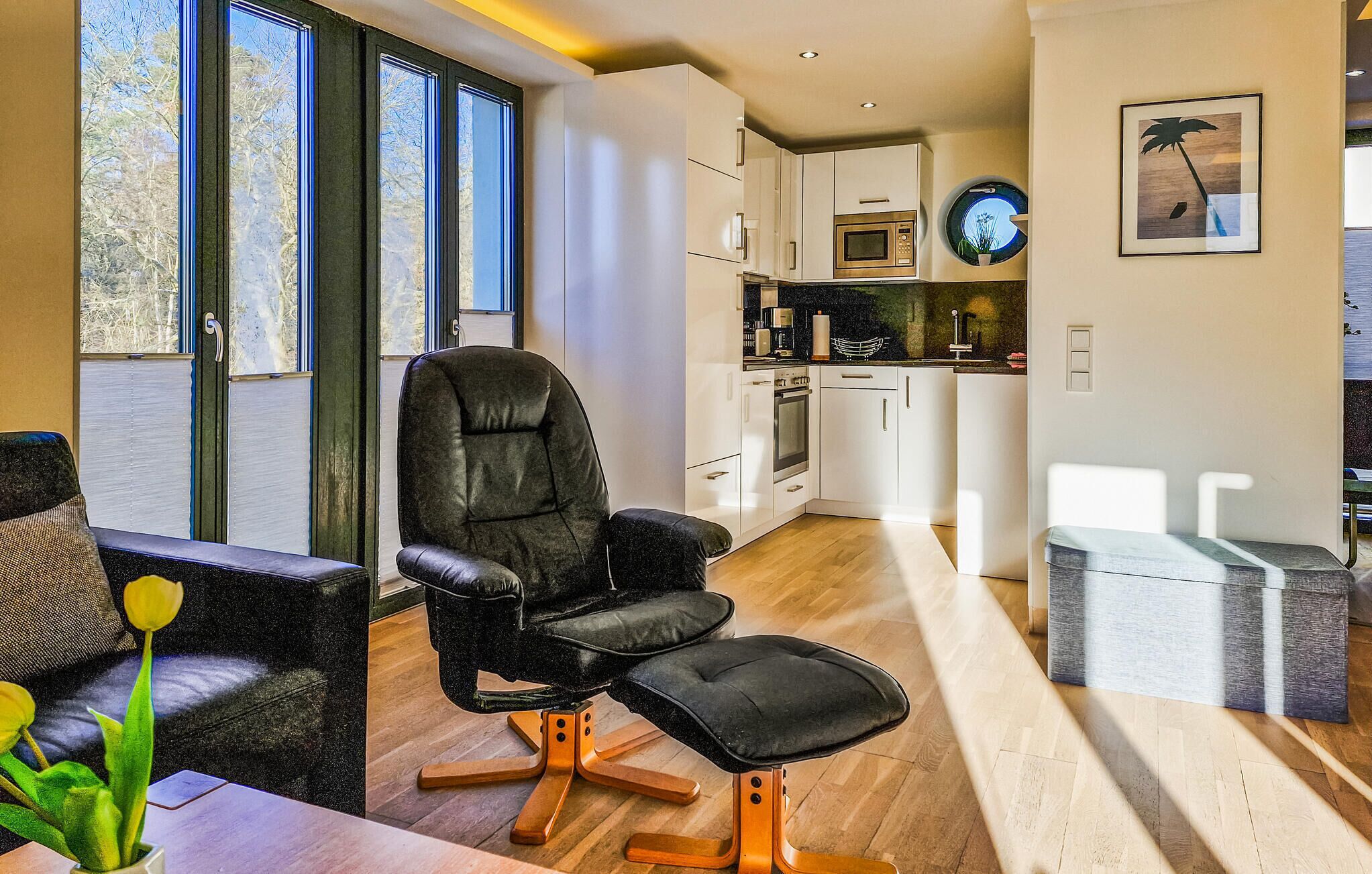 المنشأة من الداخل