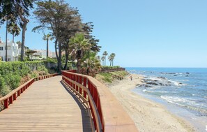 In Strandnähe, Angeln