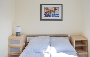 2 Schlafzimmer, Reisekinderbett, kostenloses WLAN