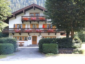Esterni