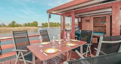 2 bedroom amazing ship in Radewege