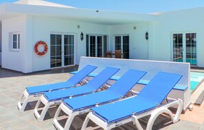 Terrace/patio - Beautiful home in Puerto Calero (Puerto Calero)