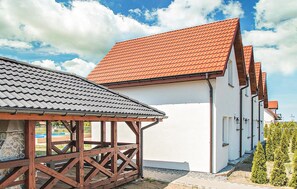 Exterior - Lovely home in Darlowo with sauna (Darlowo)