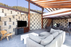 TV, fireplace - Casa Rural Altos Cruz de Tea (Granadilla de Abona)