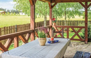 Outdoor dining - 3 bedroom cozy home in Jedwabno (Jedwabno)
