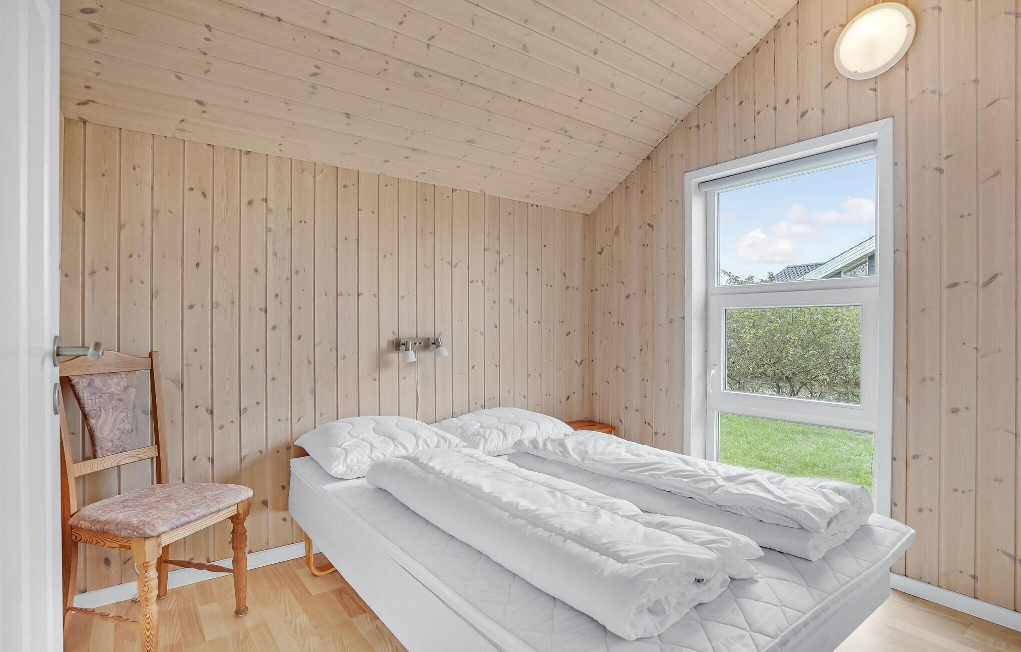3 bedrooms, travel cot, free WiFi