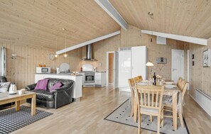 Interior - Lovely home in Tarm with sauna (Tarm)