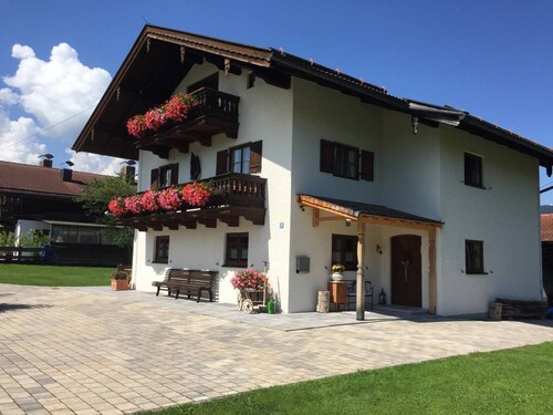 Holiday apartment Bergzeit - Zollner Priska - Wendelstein