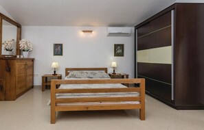 1 camera, Wi-Fi gratuito, lenzuola