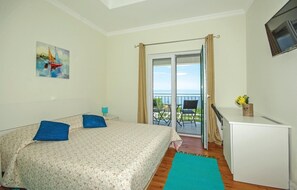 2 bedrooms, in-room safe, travel cot, free WiFi - Lovely home in Gornje Tucepi with WiFi (Gornje Tucepi)