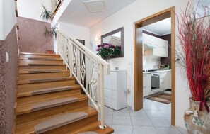 Interior - Cozy home in Pula with kitchen (Pula)