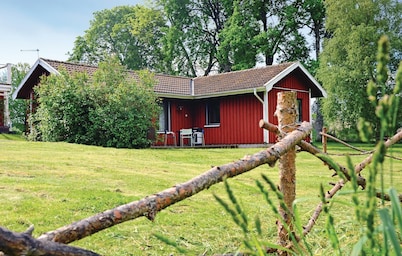 Amazing home in Vaggeryd with kitchen