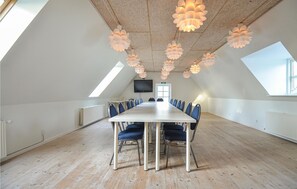 Meeting facility - 20 bedroom cozy home in Nimtofte (Nimtofte)