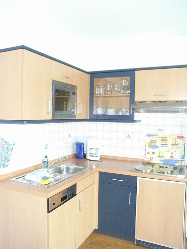 Fridge, microwave, dishwasher