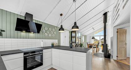 Gorgeous home in Ringkøbing with sauna