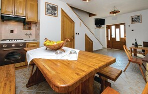 Dining - 1 bedroom gorgeous home in Slivno (Slivno)