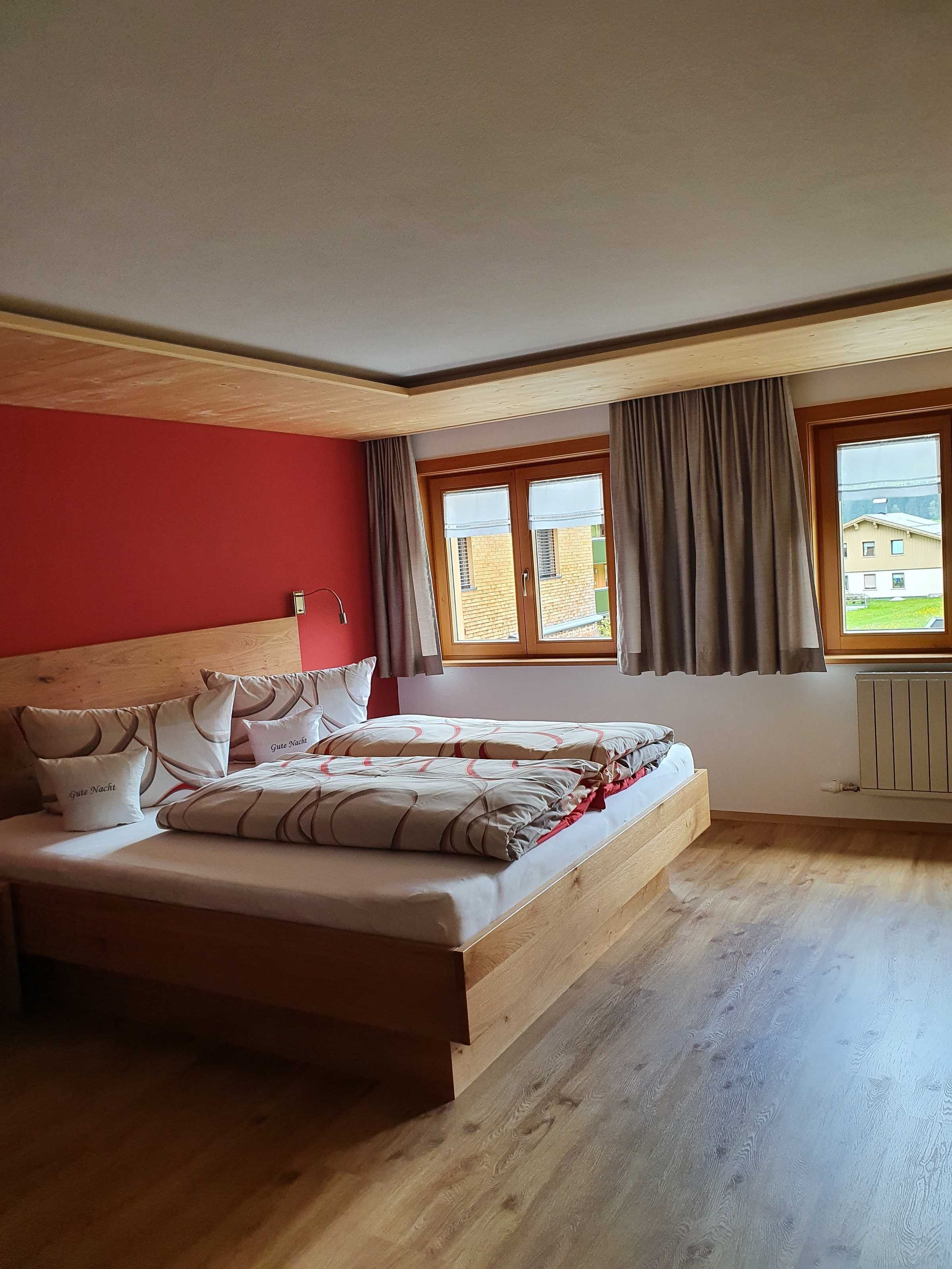 3 makuuhuonetta, vauvan matkasänky, Wi-Fi, vuodevaatteet