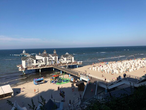 Tæt på stranden