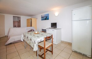 Interior - 1 bedroom cozy home in Coti Chiavari (Coti Chiavari)