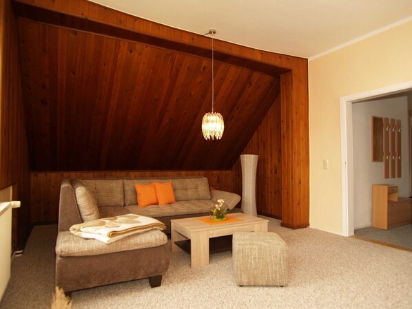 Unclassified image, 1 of 13, button