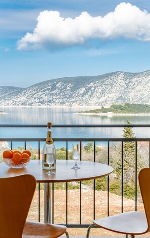 Luxury Apartment, Sea View, Sea Facing | Balcony - Kis Residence (Korcula)