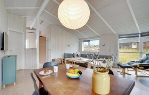 Dining - Awesome home in Askeby with sauna (Askeby)