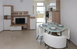 Dining - Lovely apartment in Solin with kitchen (Solin)