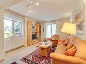 Unclassified image, 4 of 7, button