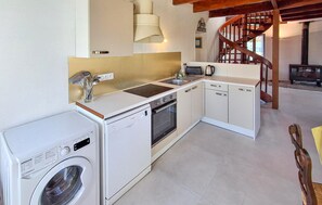 Kühlschrank, Mikrowelle, Geschirrspüler