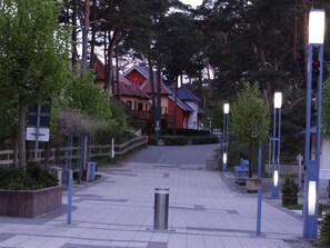 Unclassified image, 3 of 10, button