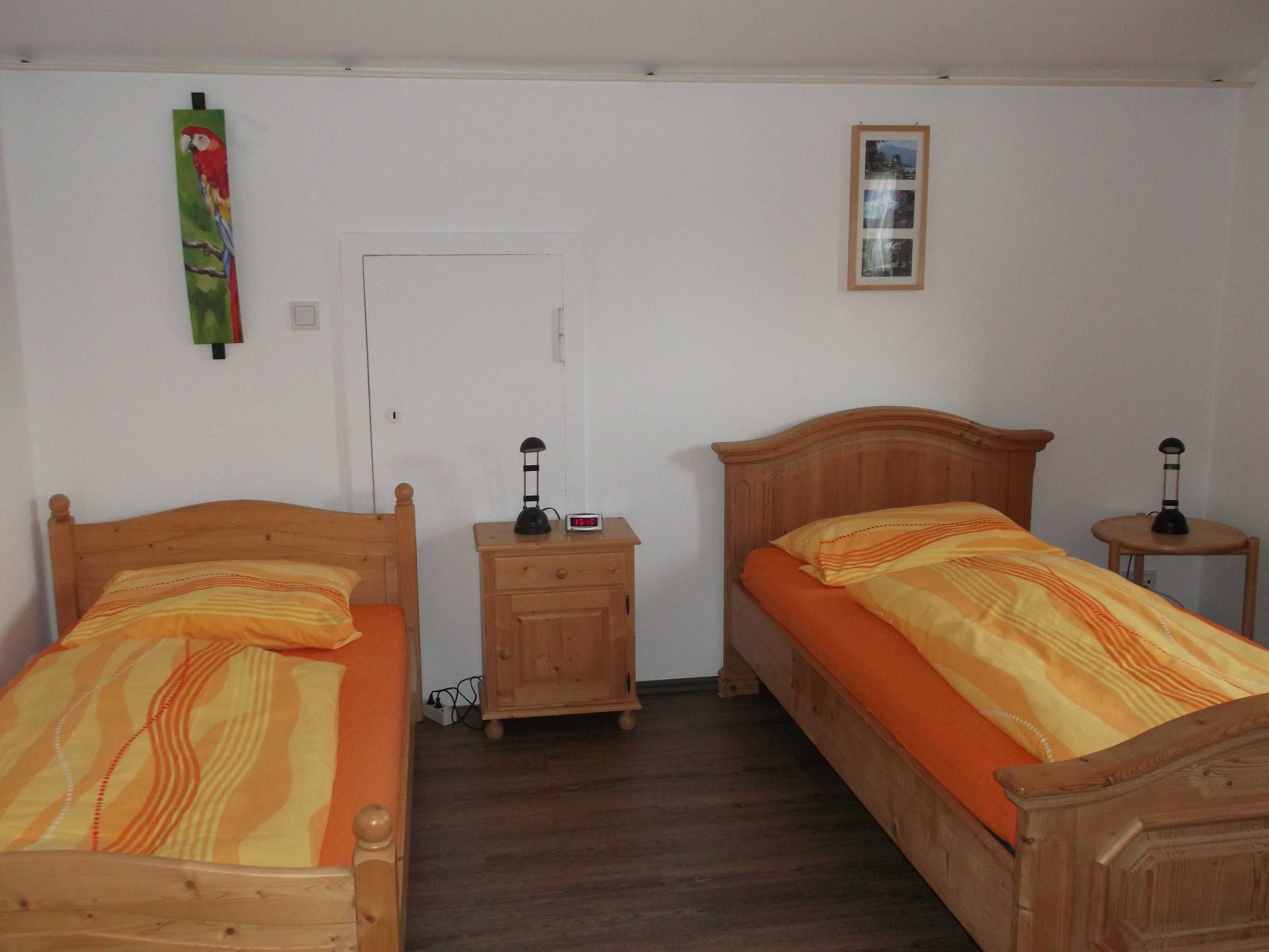 2 bedrooms, desk, iron/ironing board, travel cot