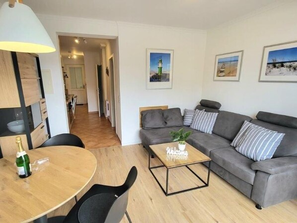 Imagen sin descripción, 1 de 10, botón