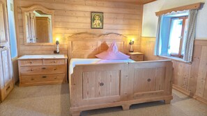 1 habitación, cuna de viaje, wifi y ropa de cama 