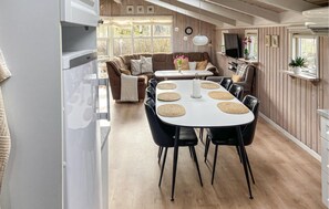 Dining - 4 bedroom nice home in Otterup (Otterup)