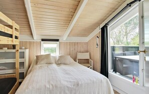 4 bedrooms
