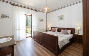 2 habitaciones, wifi gratis y ropa de cama 