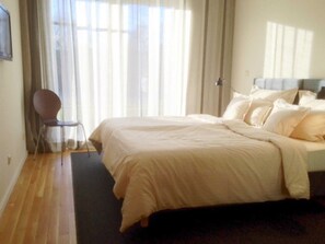 2 habitaciones, cuna de viaje, wifi y ropa de cama 