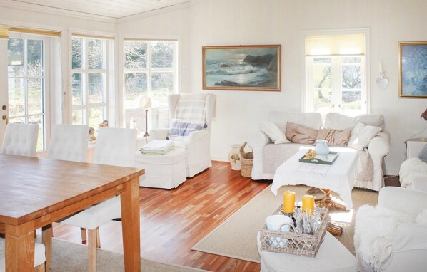 Téléviseur, foyer, lecteur de DVD