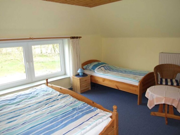Zimmer 5 Dreibettzimmer - Pension Bed & Breakfast Hinterm Nordseedeich - Friedrichskoog