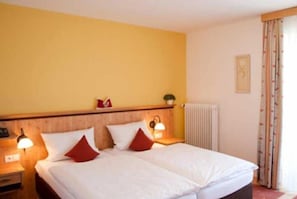1 dormitorio, wifi, ropa de cama