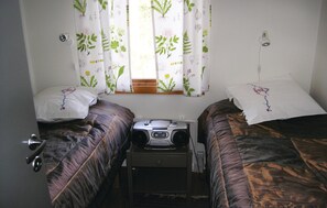 2 chambres, lit parapluie