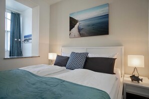 2 Schlafzimmer, Reisekinderbett, WLAN, Bettwäsche