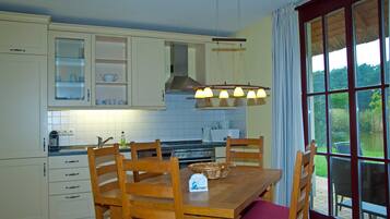 Fridge, oven, dishwasher