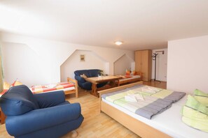 1 slaapkamer, reisbedje, wifi, beddengoed