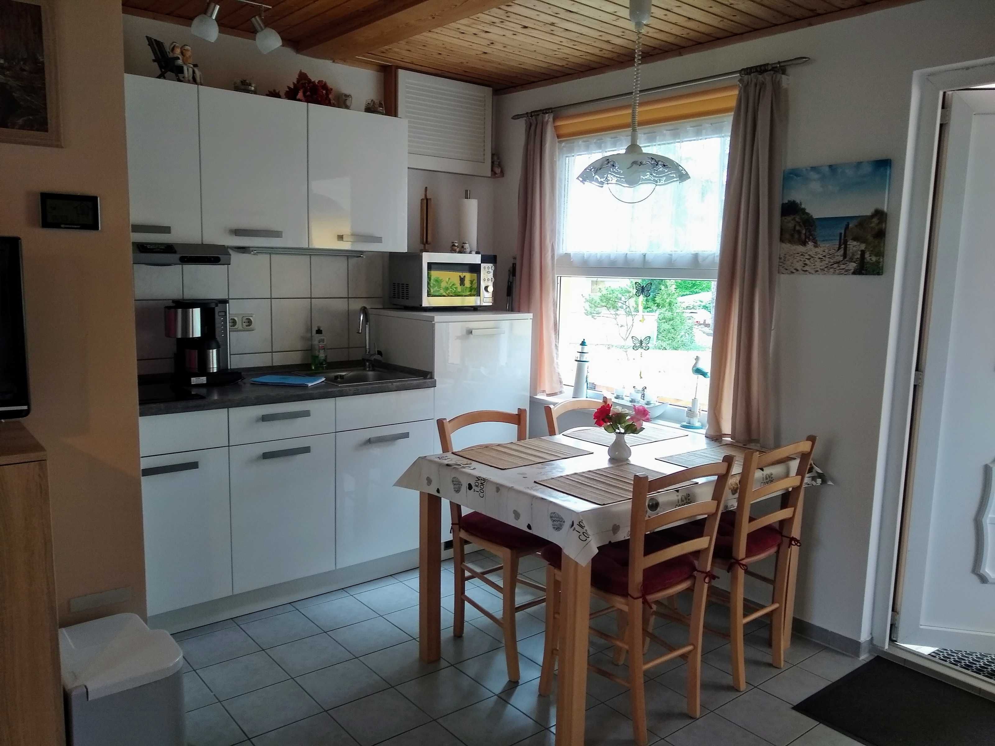 Fridge, microwave, coffee/tea maker, electric kettle