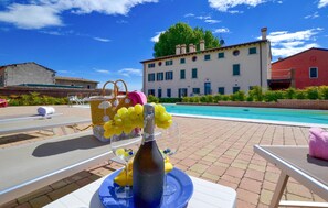 Pool - Cozy apartment in Cavaion Veronese -VR- (Cavaion Veronese -VR-)